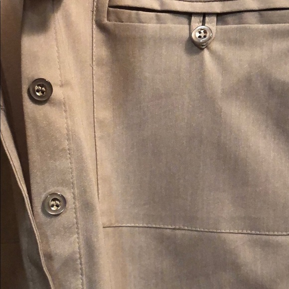 Blouse (button down) - Picture 3 of 6